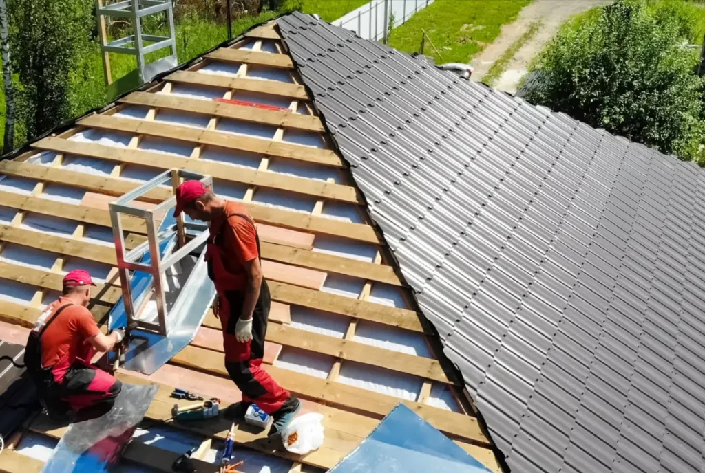 When to Call a Roof Replacement Specialist