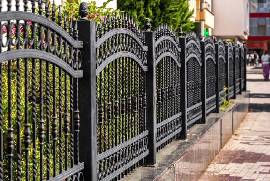 Metal Fencing (Wrought Iron & Aluminum)